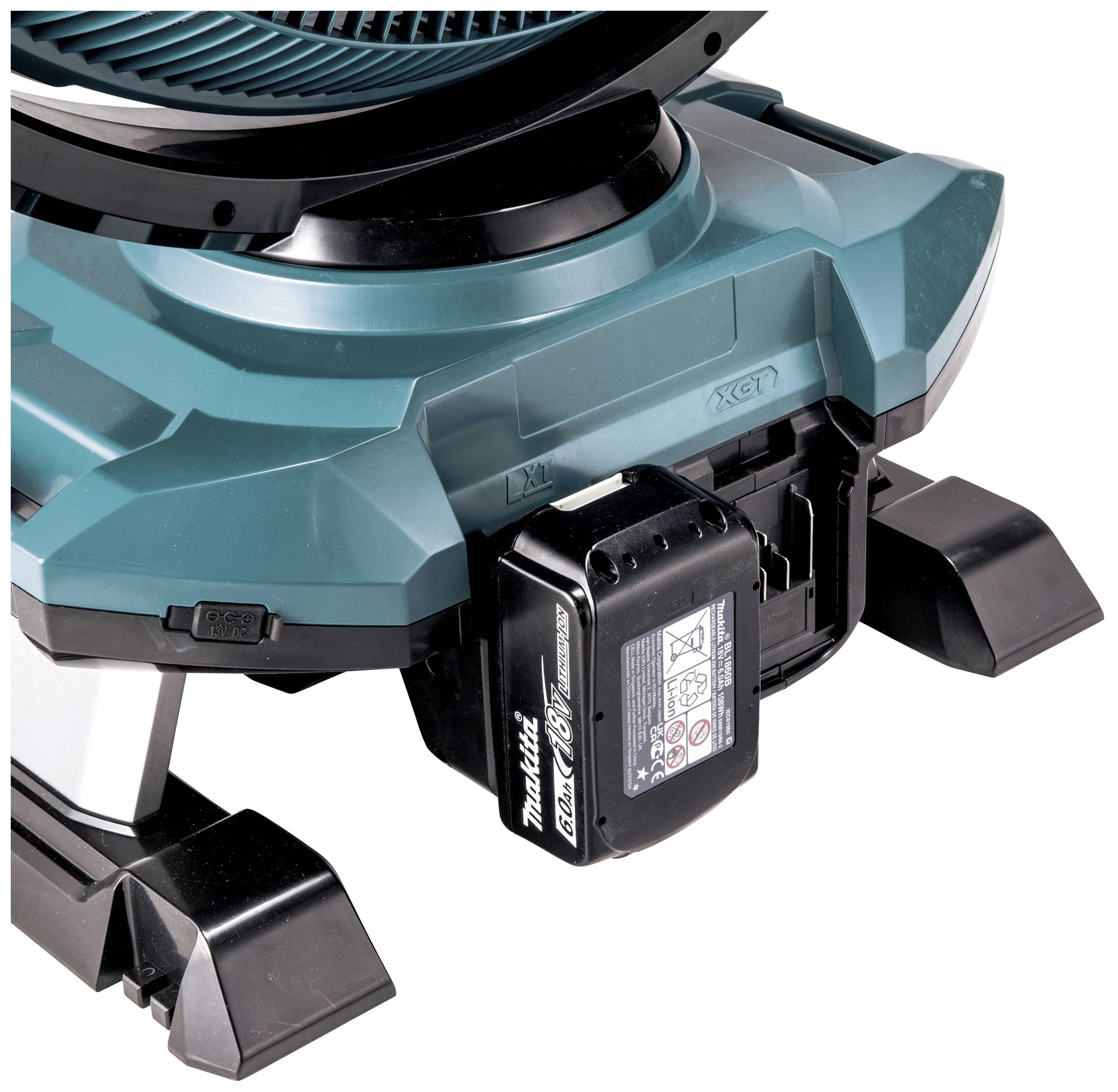 Ein Akkugerät zeigt den eingesetzten Akku an der Unterseite. Das Produkt hat ein blau-schwarzes Design mit stabilen Standfüßen.