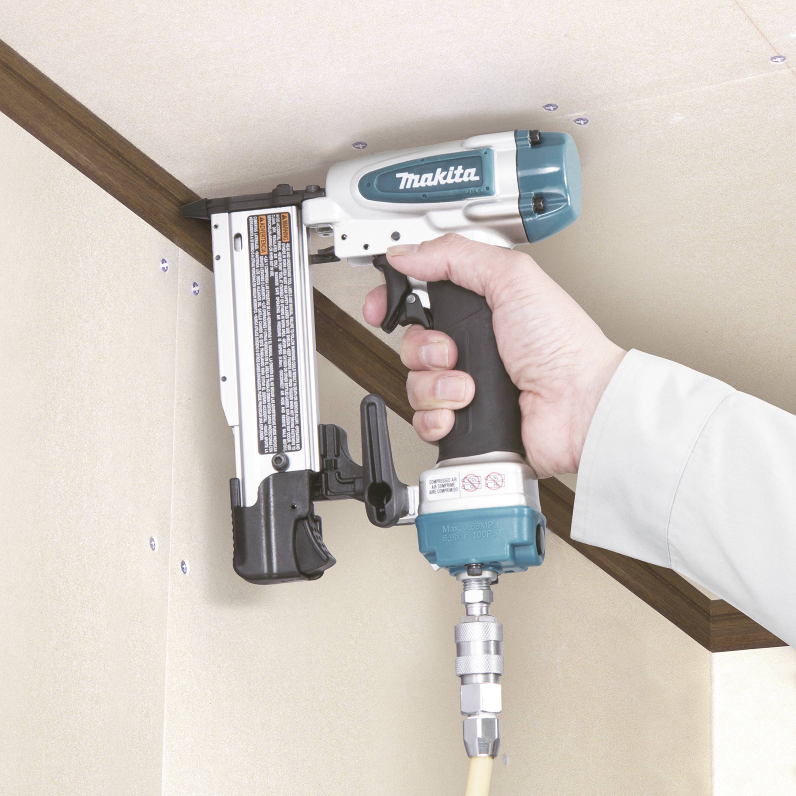 Makita AF353 Druckluft-Nagelpistole 6.9 bar