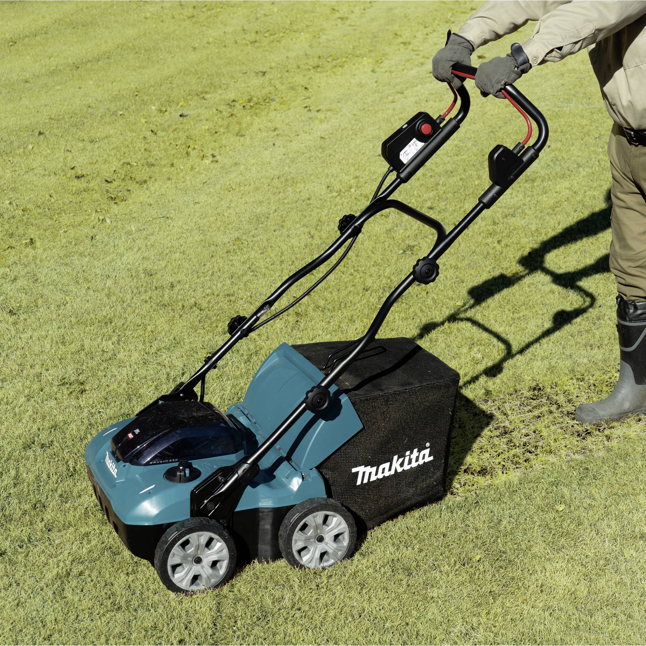 Makita UV001GZ Akku Vertikutierer ohne Akku, ohne Ladegerät Arbeitsbreite 38cm