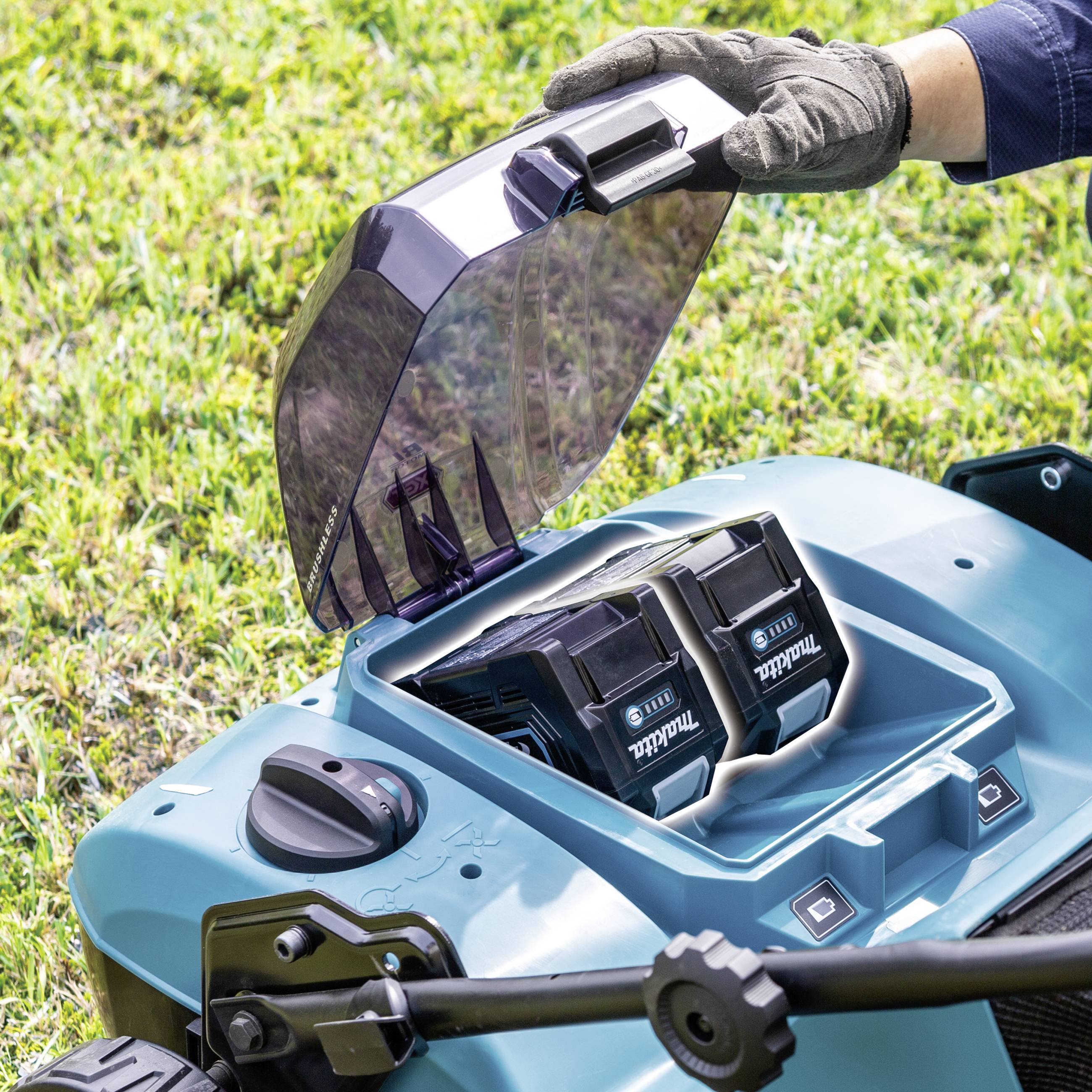 Makita UV001GZ Akku Vertikutierer ohne Akku, ohne Ladegerät Arbeitsbreite 38 cm