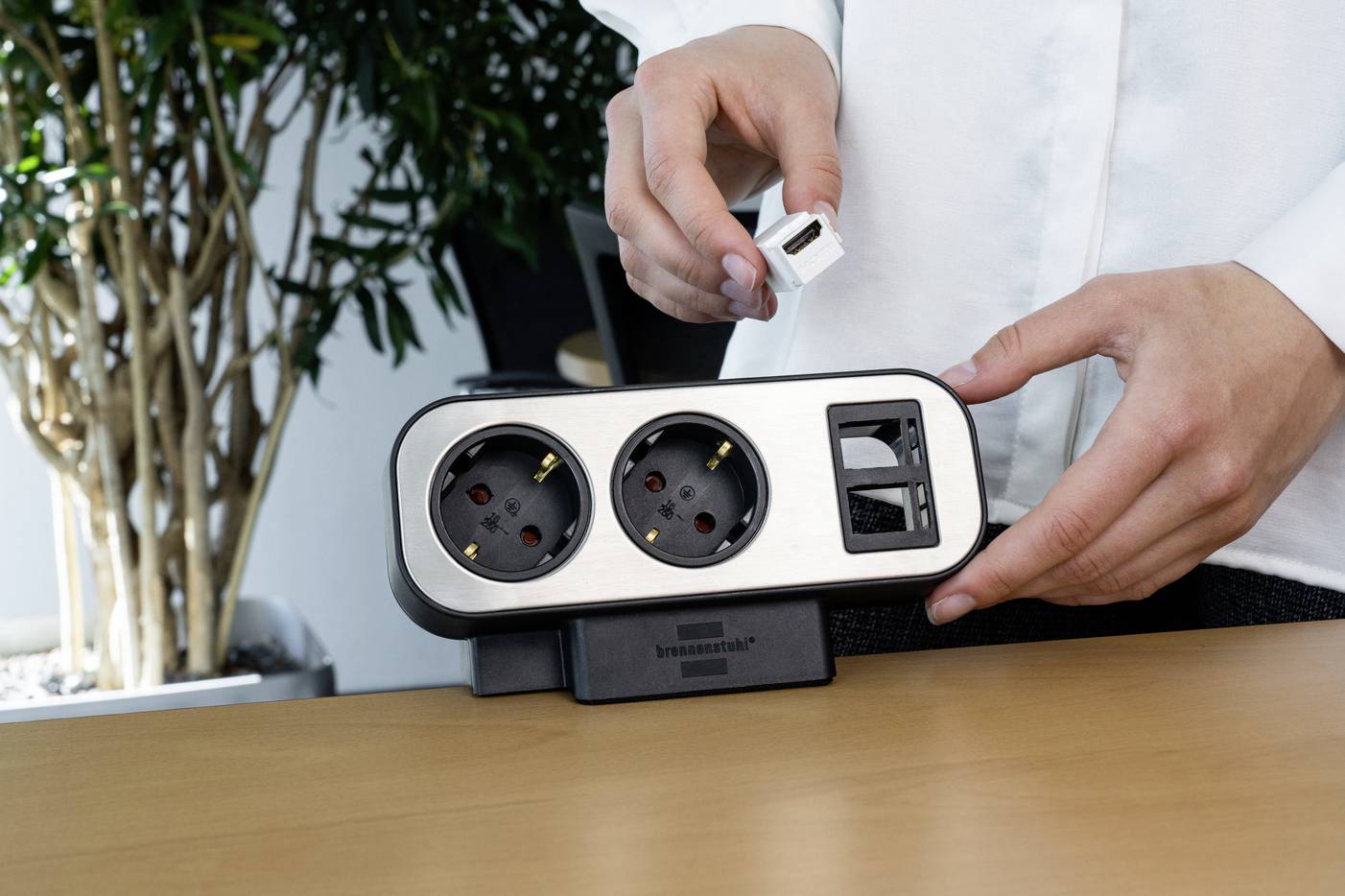 Brennenstuhl 1153580100 Tischsteckdose Schwarz, Silber Schutzkontakt