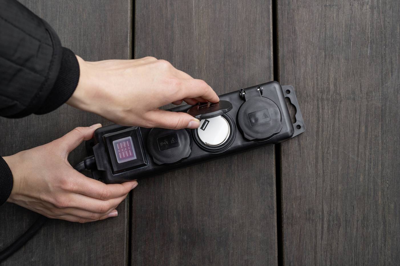 Brennenstuhl USB Ladegerät 12W 1x USB-A Weiß Innenbereich