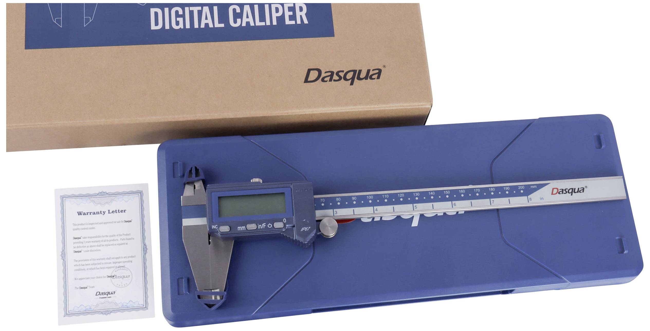 Digitaler Messschieber von Dasqua in einer blauen Box, daneben die Verpackung und eine Garantiekarte.
