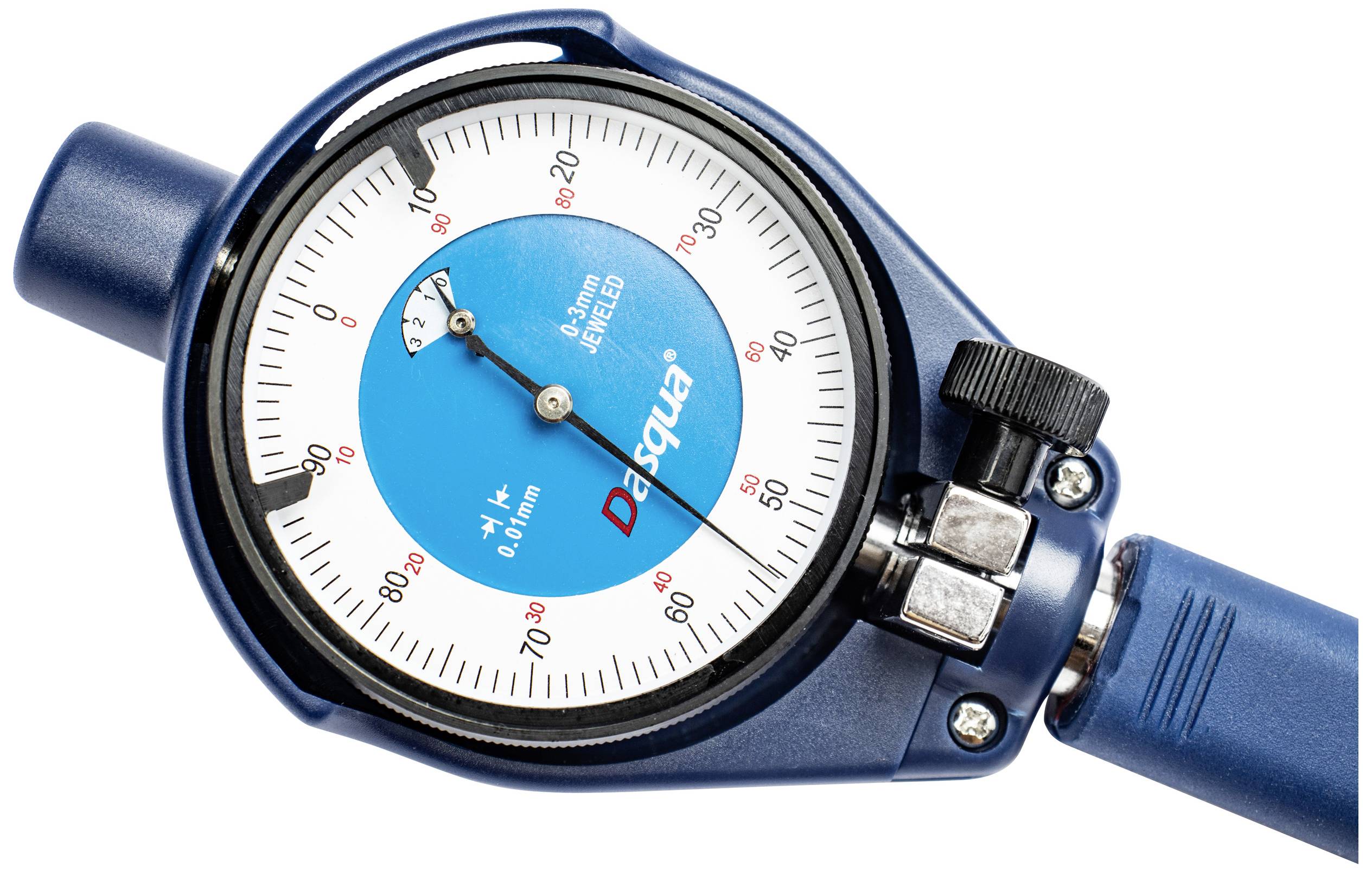 Präzisionsmessgerät mit analogem Zifferblatt zeigt Messbereich in Millimetern. Texte: 'DASQUA', '0.01mm'.