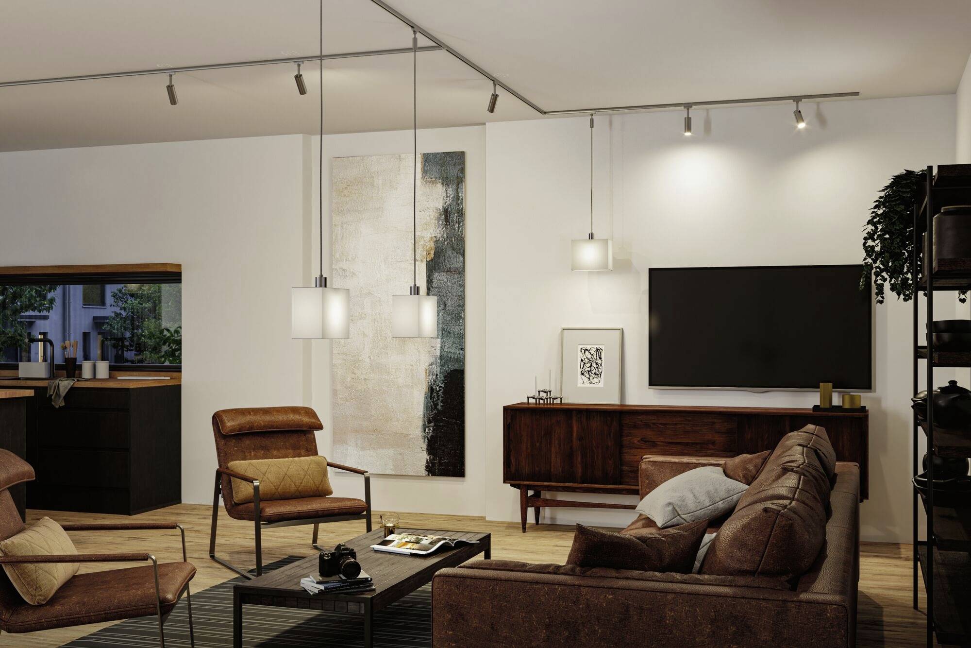 Wohnzimmer mit moderner Einrichtung: braunes Sofa, schwarze Sessel, hölzerner Couchtisch, großer Flachbildfernseher, Hängelampen.
