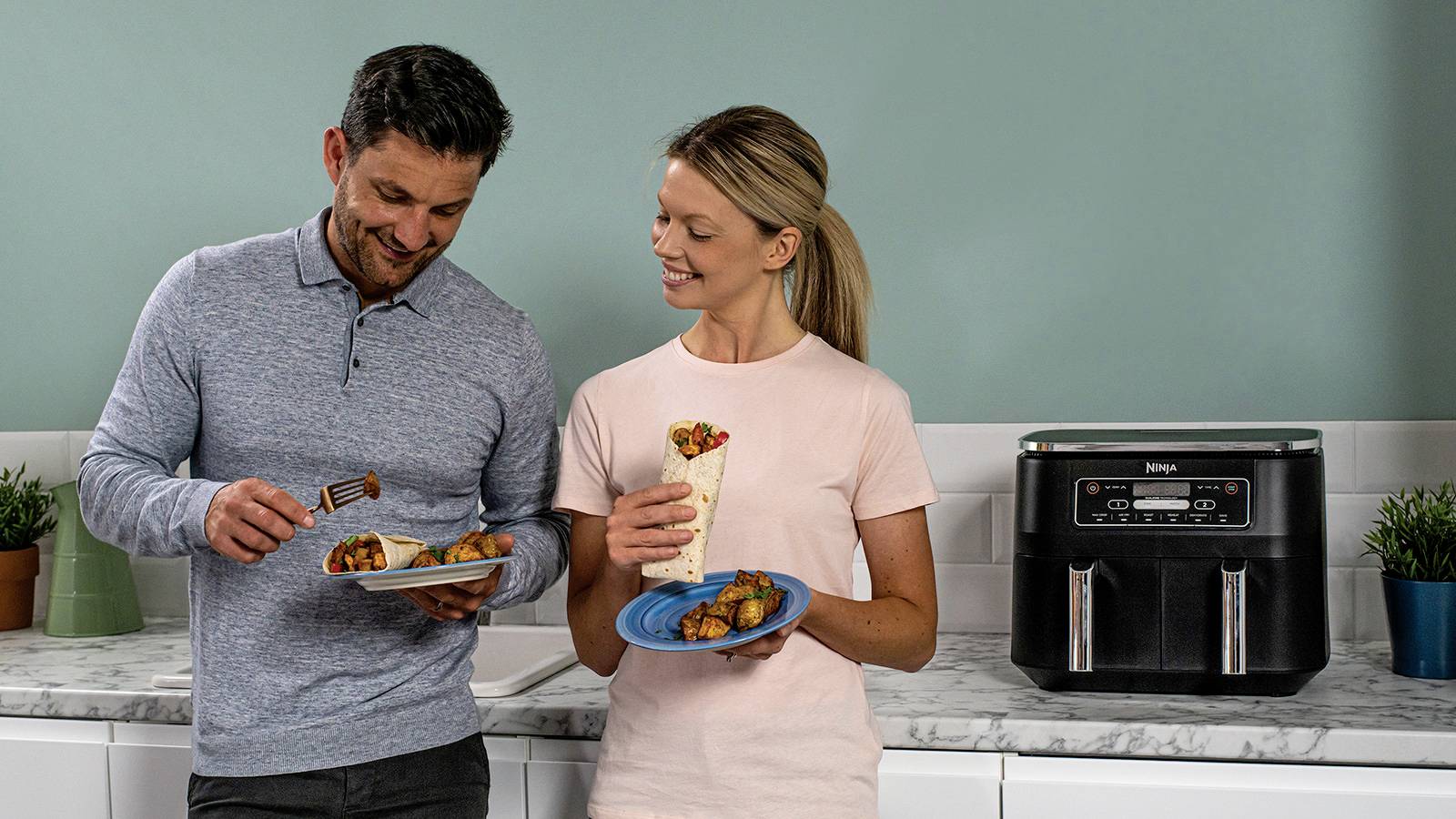 Ninja SharkNinja AF300EU DualZone Heißluft-Fritteuse 7.6 l 2400 W Schwarz