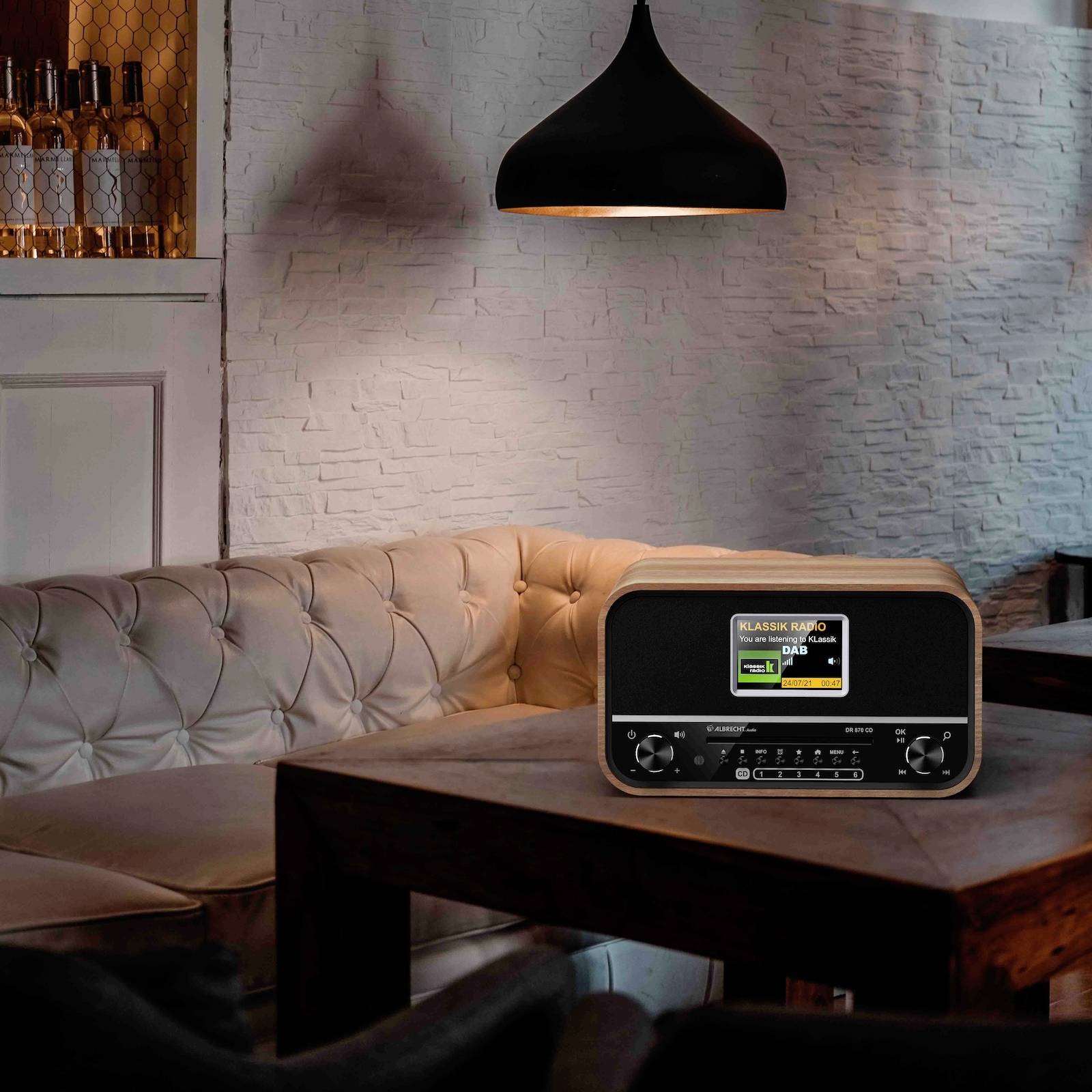 Albrecht DR 870 CD Seniorenradio, DAB+/ UKW/ CD/ USB Tischradio DAB+, UKW DAB+, UKW, Bluetooth® Weckfunktion, Inkl. Fernbedienung Walnuss, Schwarz