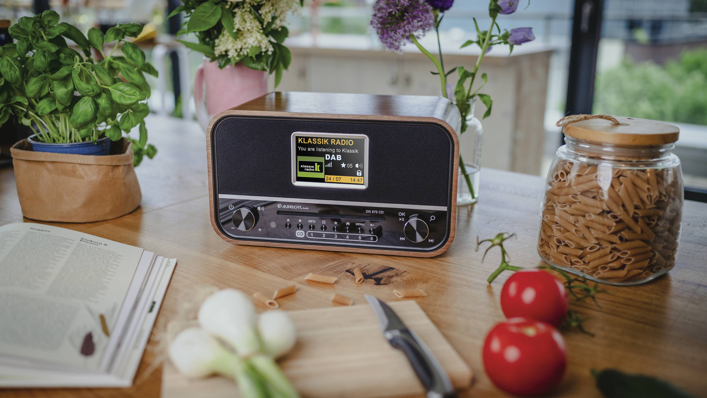 Albrecht DR 870 CD Seniorenradio, DAB+/ UKW/ CD/ USB Tischradio DAB+, UKW DAB+, UKW, Bluetooth® Weckfunktion, Inkl. Fernbedienung Walnuss, Schwarz