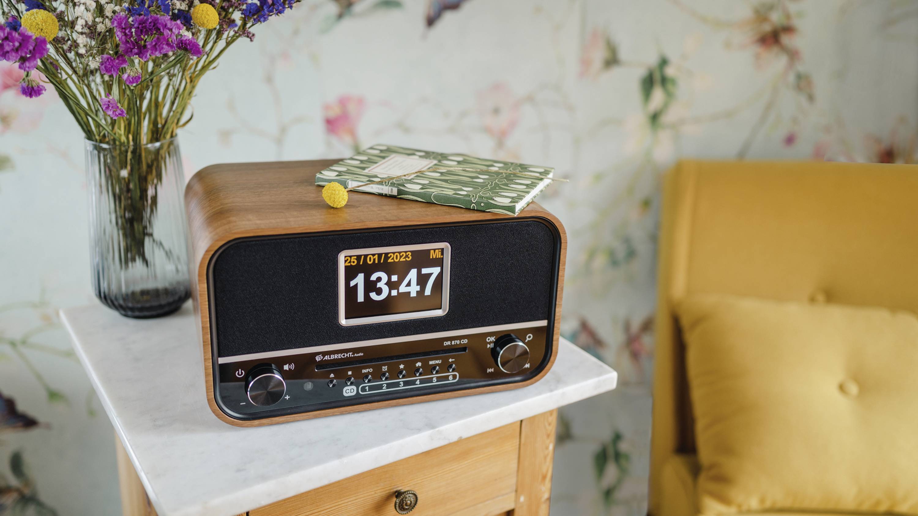 Albrecht DR 870 CD Seniorenradio, DAB+/ UKW/ CD/ USB Tischradio DAB+, UKW DAB+, UKW, Bluetooth® Weckfunktion, Inkl. Fernbedienung Walnuss, Schwarz