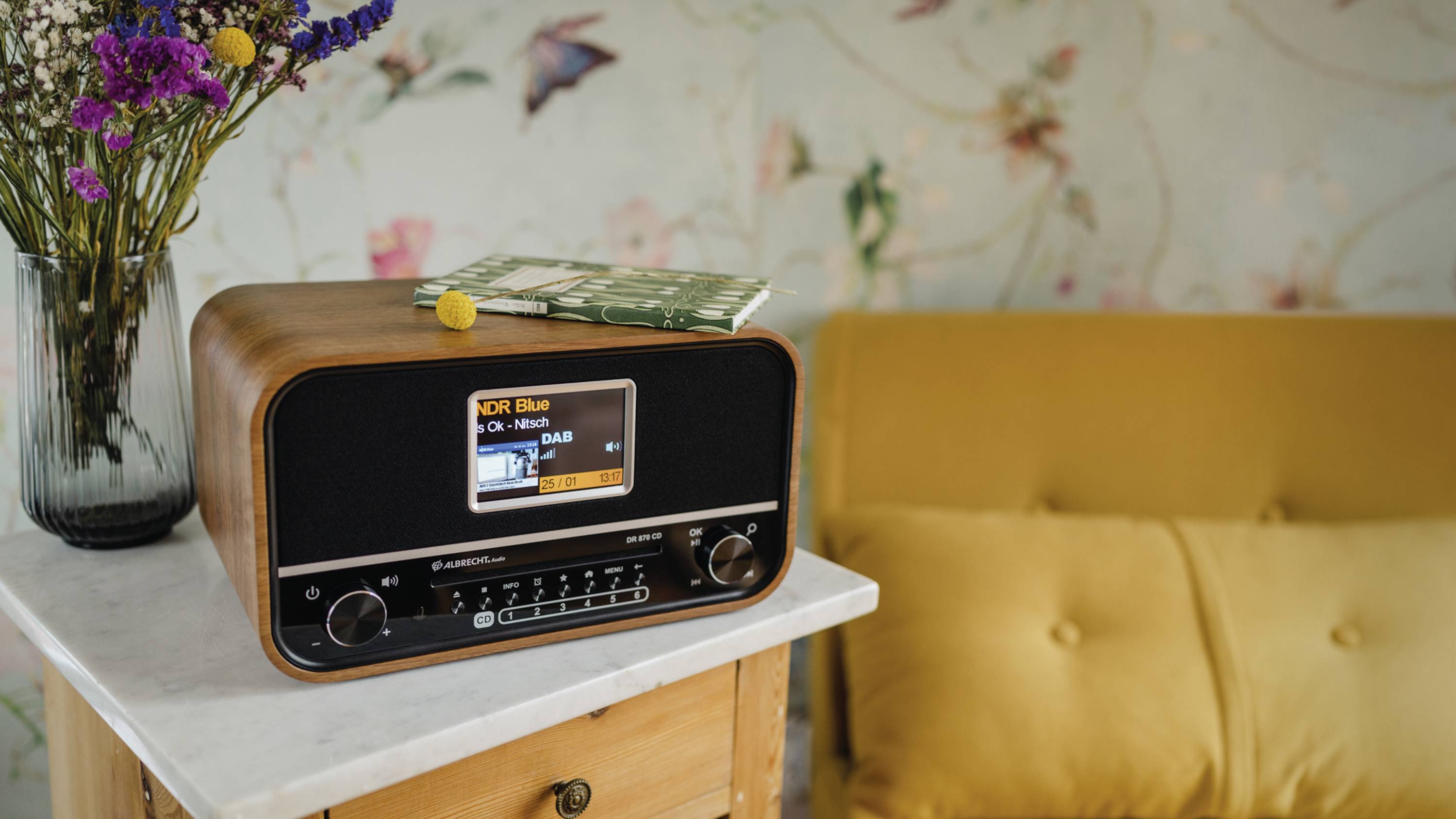 Albrecht DR 870 CD Seniorenradio, DAB+/ UKW/ CD/ USB Tischradio DAB+, UKW DAB+, UKW, Bluetooth® Weckfunktion, Inkl. Fernbedienung Walnuss, Schwarz