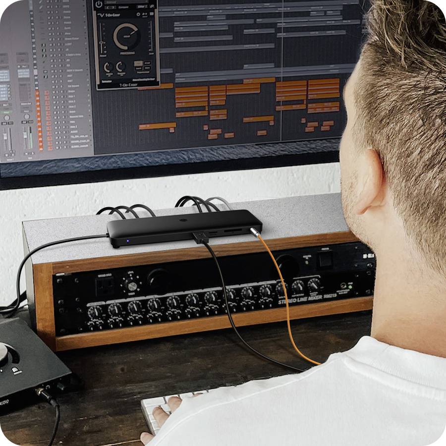 ICY BOX USB-C® Dockingstation IB-DK2116-C Passend für Marke Dockingstations: Universal inkl. Ladefunktion, integrierter Kartenleser, USB-C® Power