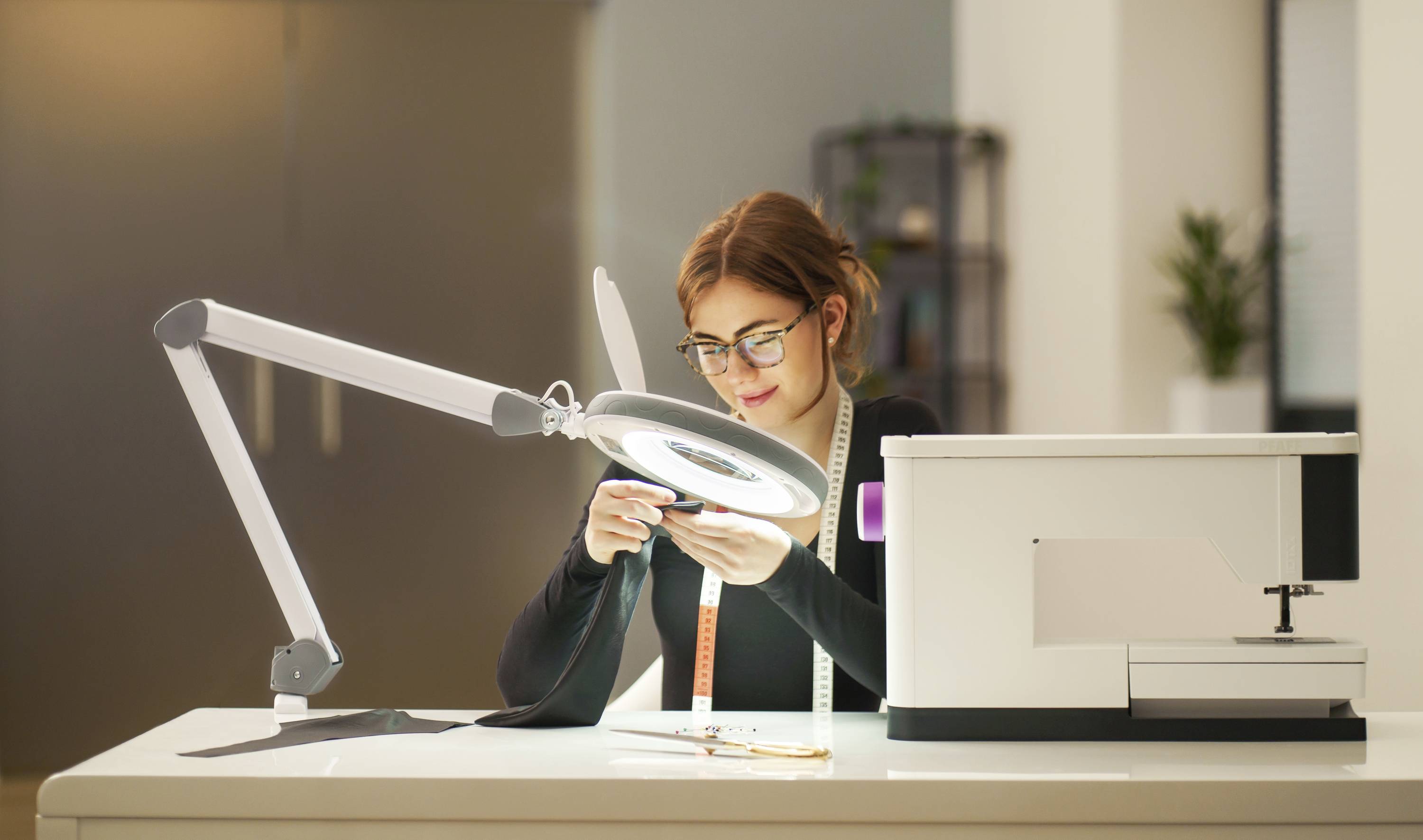 Lumeno 8513GR Lupenleuchte 8513GR 152mm 2021 Energieeffizienzklasse F (A - G)