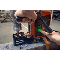 Fein KBE 32 QW 1-Gang-Kernbohrmaschine 1600W bürstenlos, inkl. Koffer Fein KBE 32 QW 1-Gang-Kernbohrmaschine 1600W bürstenlos, inkl. Koffer