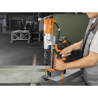 Fein AKBU 35 PMQW 18V AS 1-Gang-Akku-Kernbohrmaschine 18V bürstenlos, inkl. 2. Akku, inkl. Ladegerät, inkl. Koffer Fein AKBU 35 PMQW 18V AS 1-Gang-Akku-Kernbohrmaschine 18V bürstenlos, inkl. 2. Akku, inkl. Ladegerät, inkl. Koffer