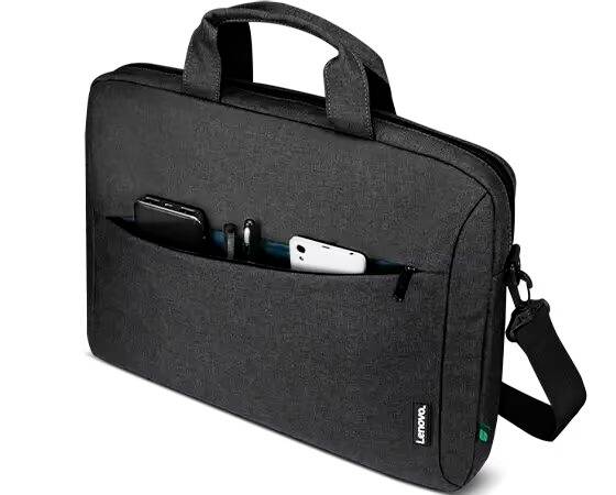 Schwarze Laptop-Tasche mit Fronttasche, die ein Smartphone, Stifte und ein kleines Gerät enthält. Tragegriff und Schulterriemen sichtbar.