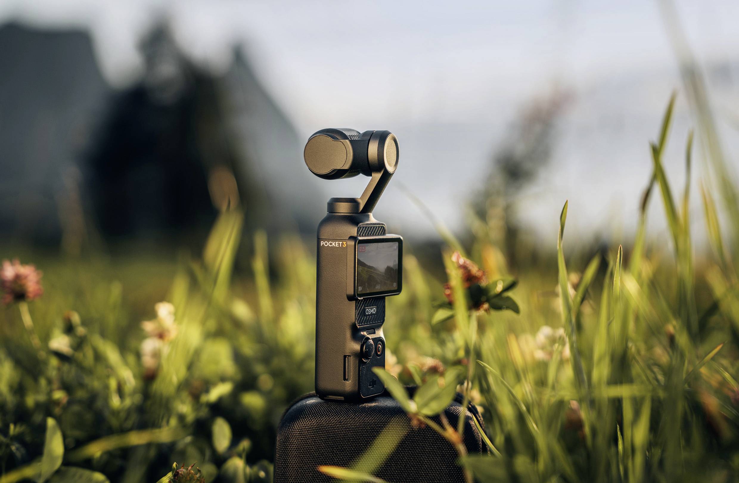 DJI Osmo Pocket 3 Action Cam 4K, WLAN, Bluetooth, Zeitlupe, Touch-Screen, Zeitraffer, Mini-Kamera, Ultra HD