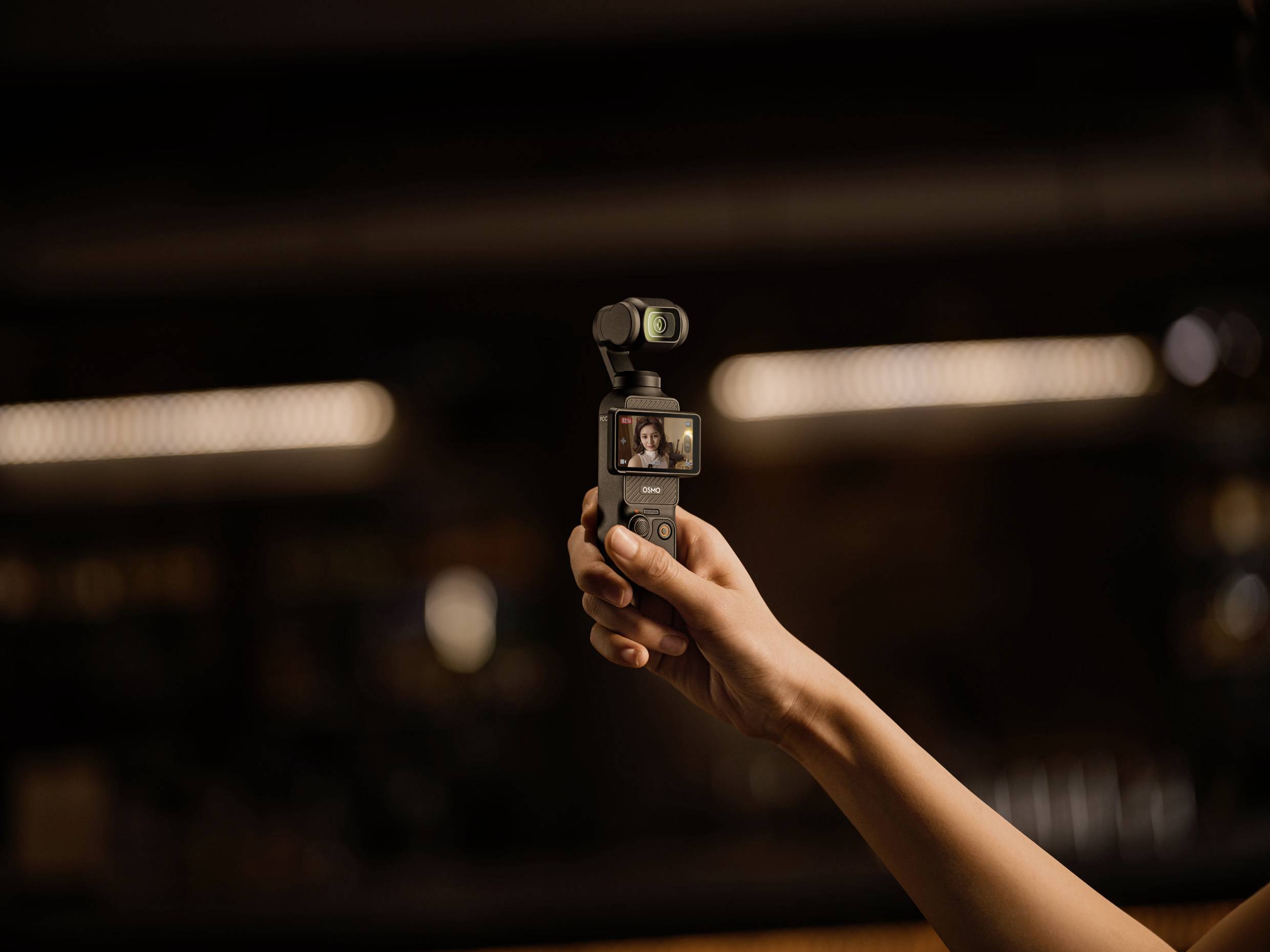 DJI Osmo Pocket 3 Action Cam 4K, WLAN, Bluetooth, Zeitlupe, Touch-Screen, Zeitraffer, Mini-Kamera, Ultra HD