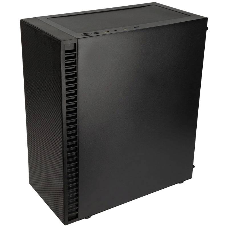 Ein schwarzes Computergehäuse mit Lüftungsschlitzen an der Seite und Anschlüssen oben, geeignet für den Bau eines Desktop-PCs.