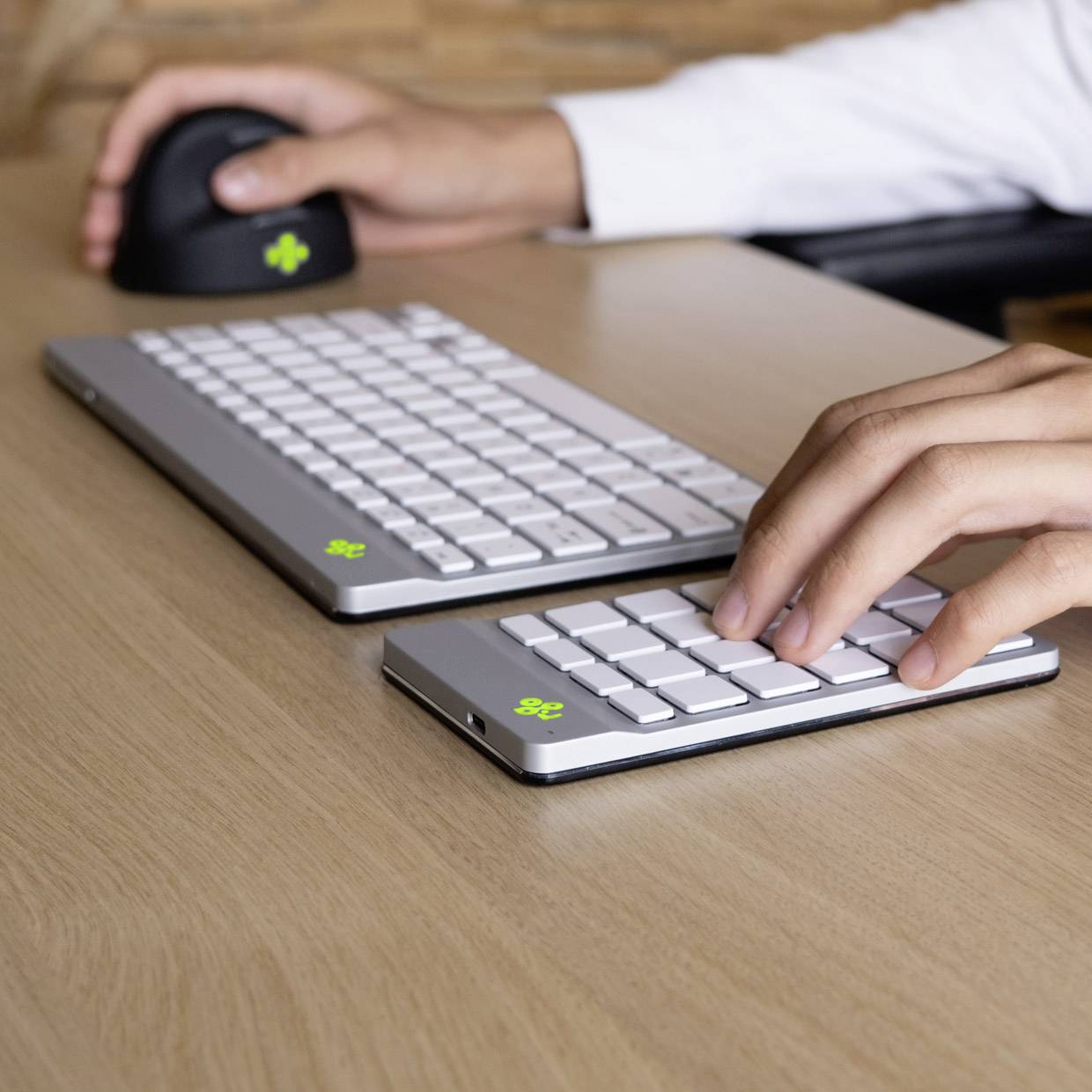 R-GO Tools Numpad Break Bluetooth® Nummernblock Ergonomisch Weiß