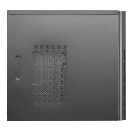 Schwarzes Computergehäuse mit perforierter Seitenwand zur Belüftung, seitlicher Lüfteröffnung und rechteckiger Form.