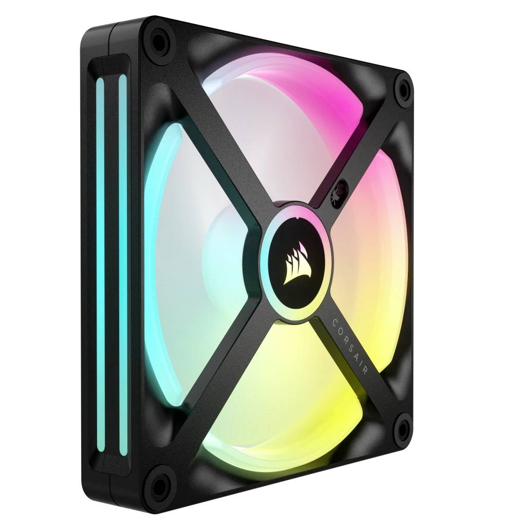 Ein quadratischer Computerlüfter von Corsair mit RGB-Beleuchtung in mehreren Farben, geeignet für Gaming-PCs.