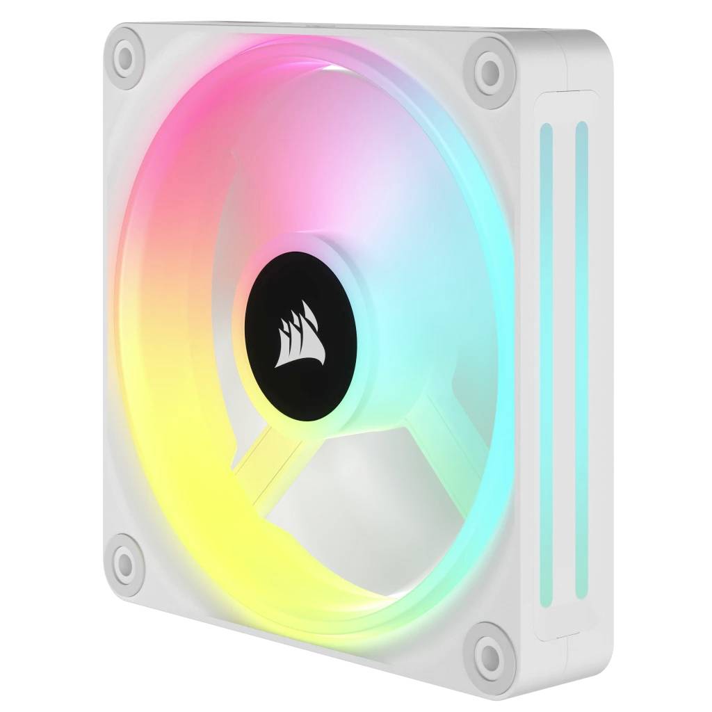 Ein bunter Computerlüfter mit RGB-Beleuchtung in einem weißen Gehäuse, das in verschiedenen Farben von Gelb bis Blau leuchtet.