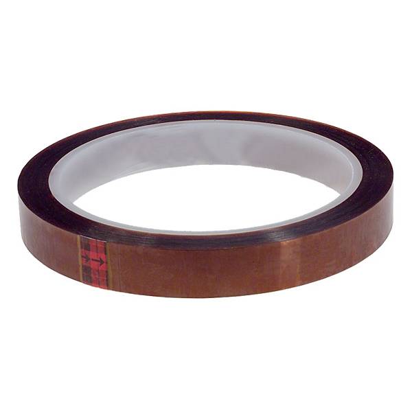 Ein braunes Klebeband mit rotem Muster an der Seite. Es hat eine glatte und glänzende Oberfläche, ideal für hohe Temperaturen.