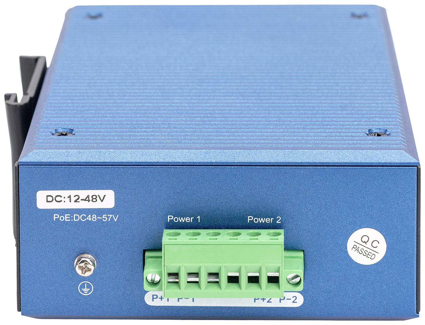 Ein blaues elektronisches Gerät mit grünem Anschlussblock, Etikett 'DC: 12-48V, PoE: DC 48-57V'.