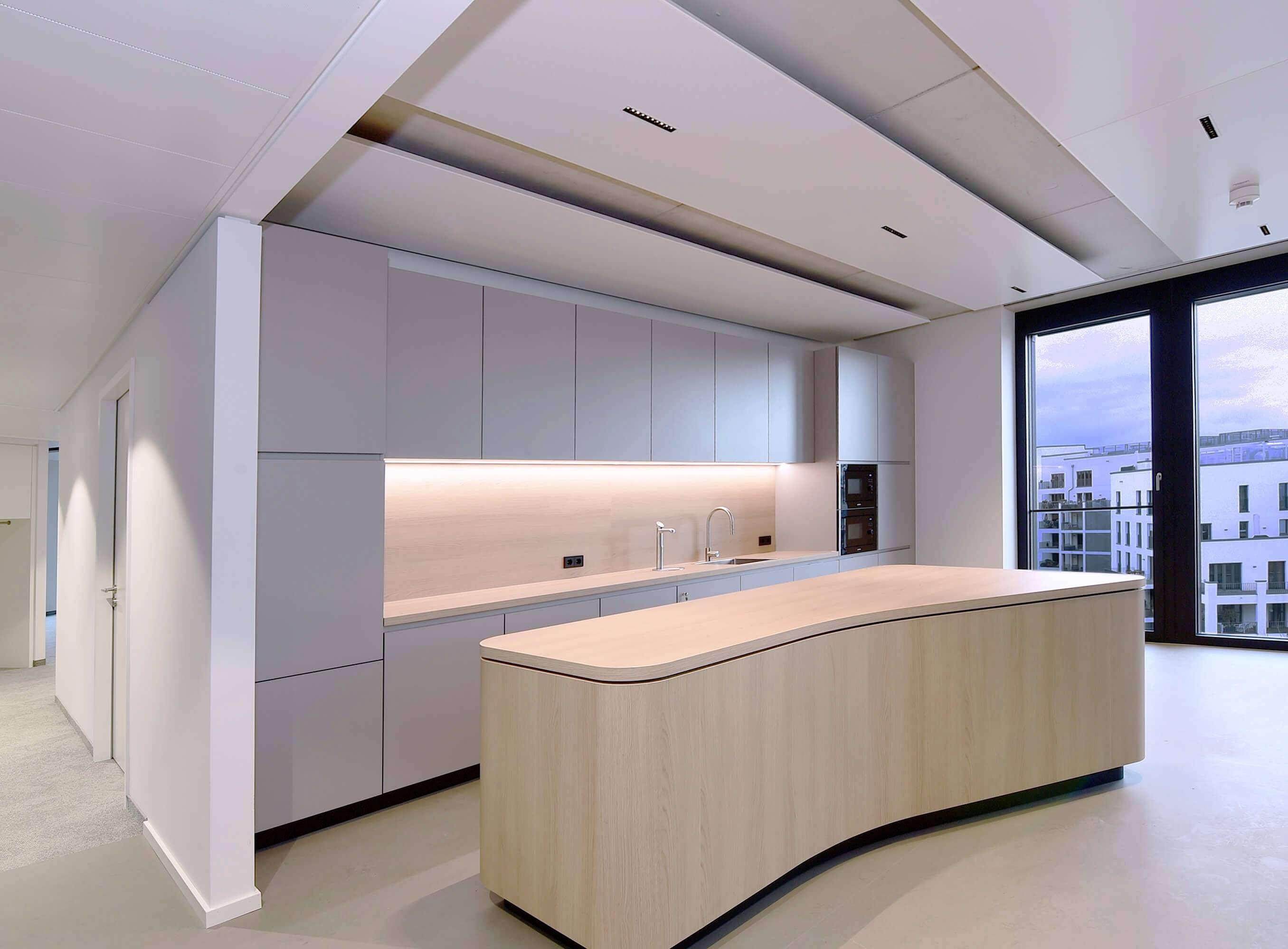 Deko Light Long Run 840397 LED-Streifen EEK: F (A - G) mit offenem Kabelende 48V 15m Warmweiß 1St.