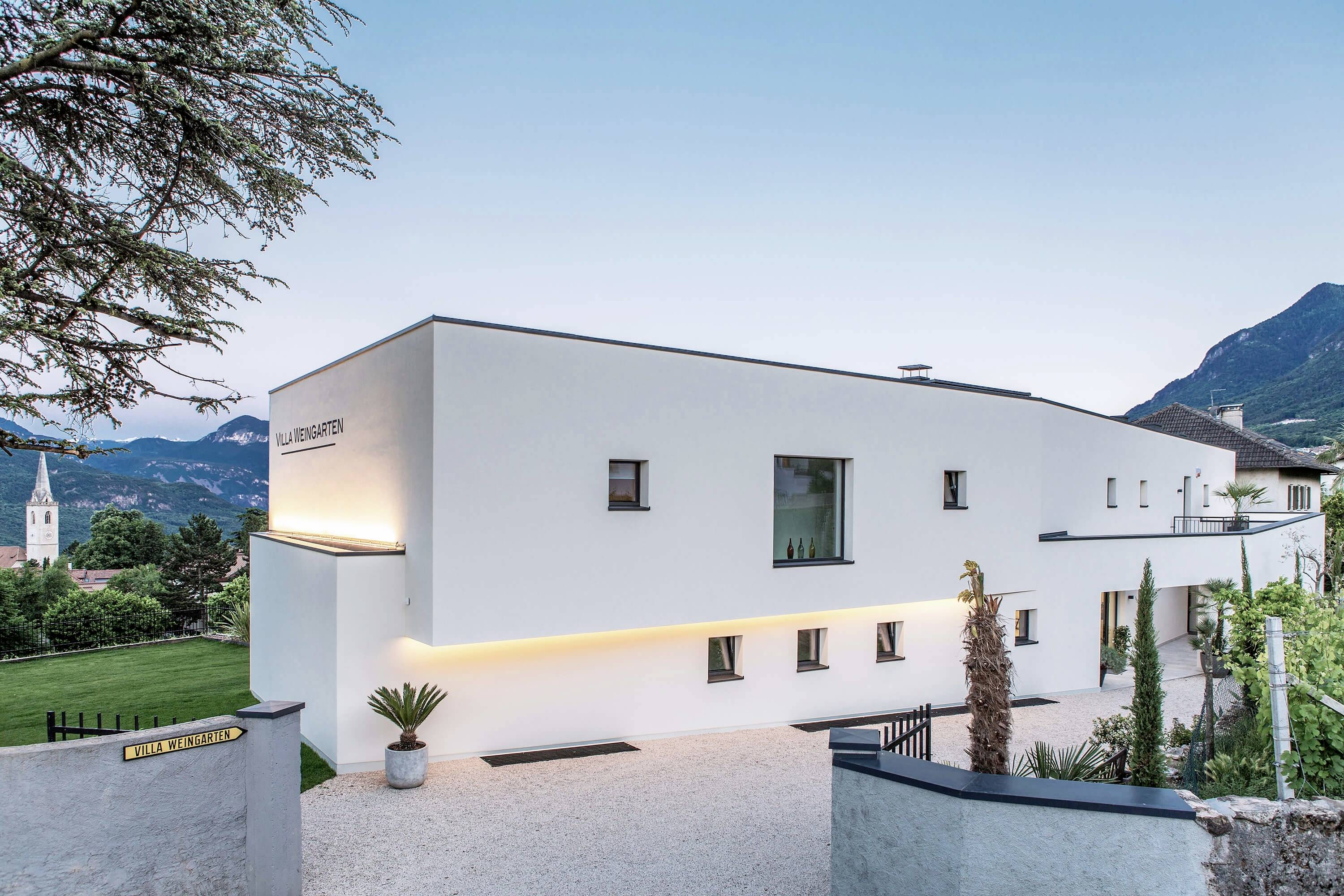 Deko Light Long Run 840404 LED-Streifen EEK: F (A - G) mit offenem Kabelende 48V 50m Warmweiß 1St.