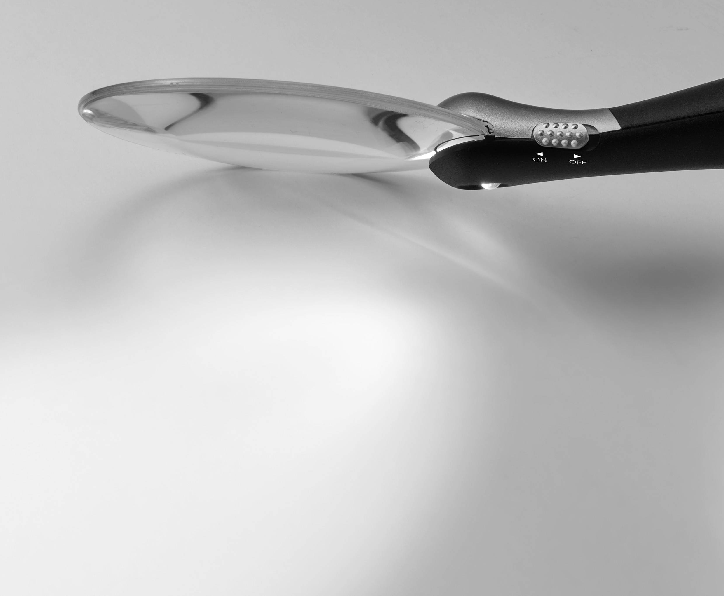 TOOLCRAFT TO-8997036 Handlupe mit LED-Beleuchtung Vergrößerungsfaktor: 3 x, 5 x