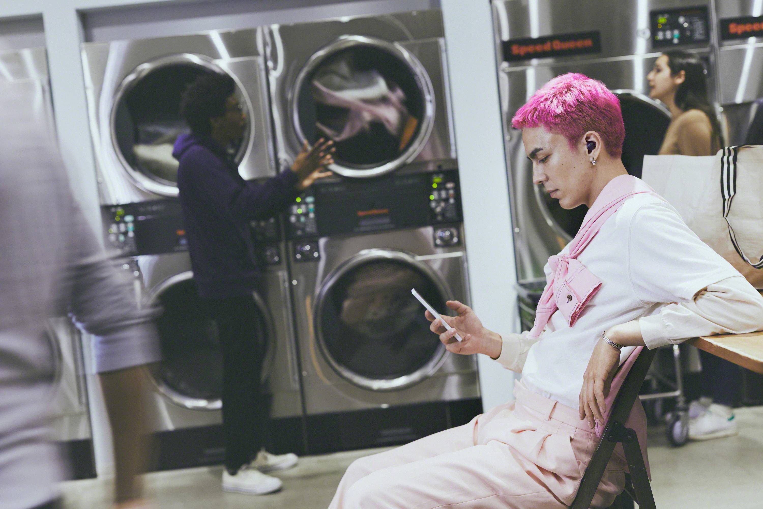 Sony WFC700NB.CE7 In Ear Kopfhörer Bluetooth® Stereo Schwarz Noise Cancelling Ladecase, Schweißresistent, Lautstärkeregelung HiFi