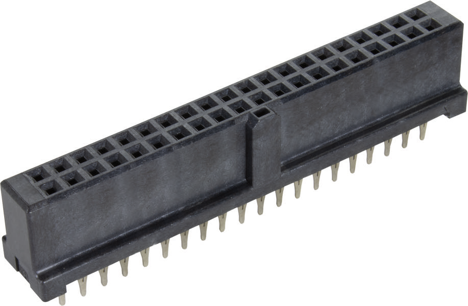 Ein rechteckiger Steckverbinder mit mehreren Metallpins, geeignet für elektronische Verbindungen, liegt auf einer weißen Fläche.