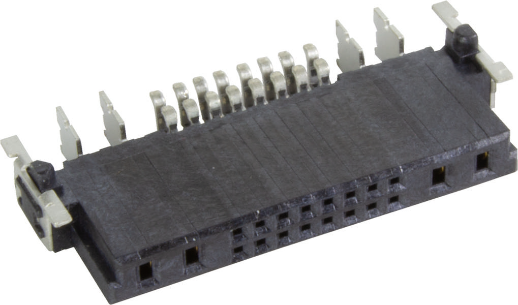 Ein schwarzer, rechteckiger Steckverbinder mit mehreren Metallkontakten auf der Oberseite, vor weißem Hintergrund.