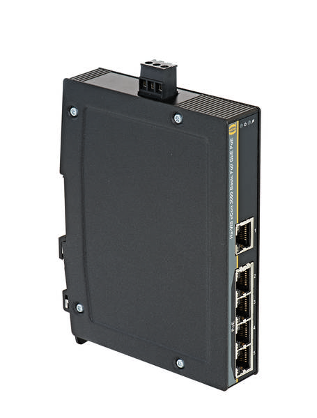 Ein schwarzer Netzwerkswitch mit vier Ethernet-Ports an der Seite, geeignet für industrielle Anwendungen.