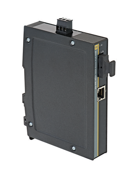 Ein schwarzes, rechteckiges Modul mit Ethernet-Anschluss und Schrauben, vermutlich ein Netzwerkgerät oder eine industrielle Steuereinheit.