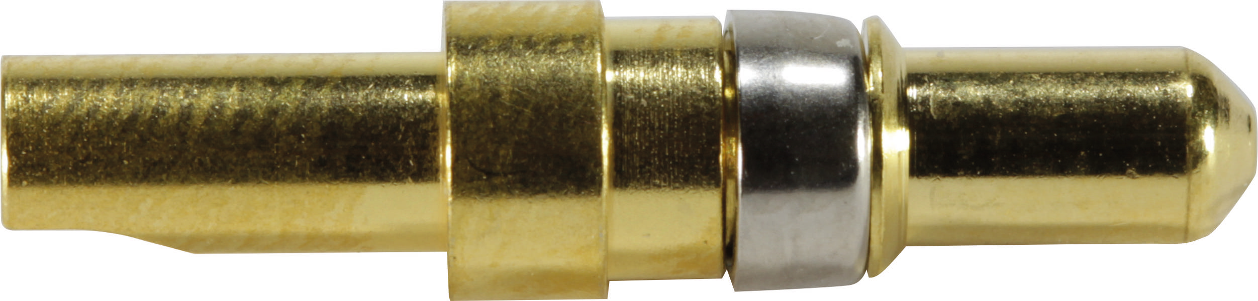Ein goldfarbener Metallstecker mit zylindrischer Form und silbernem Ring in der Mitte. Wird häufig in elektronischen Steckverbindungen verwendet.