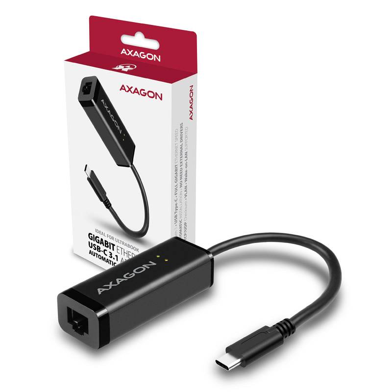 USB-C-auf-Ethernet-Adapter von Axagon, schwarz mit Gigabit-Unterstützung und Automatisierung. Verpackung im Hintergrund sichtbar.