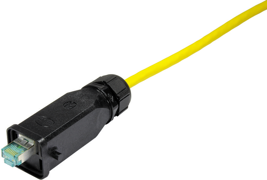 Ein gelbes Ethernet-Kabel mit einem schwarzen, wetterfesten Schutzgehäuse am Anschlussende.