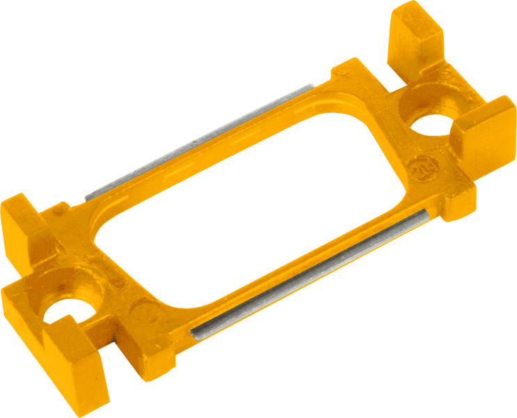 Oranges, rechteckiges Kunststoffteil mit vier Schraublöchern, vermutlich für Montagezwecke. Ober- und Unterseite mit Metallstreifen.