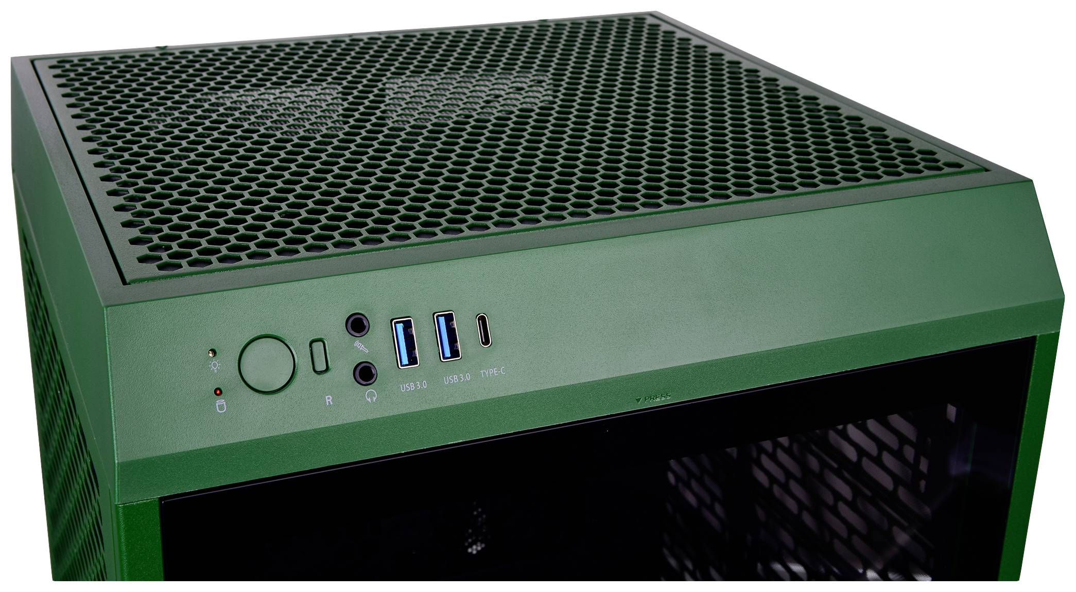 Grünes Computergehäuse mit Gitteroberseite. Vorderseitig sind ein Einschaltknopf, Audioanschlüsse und mehrere USB-Ports sichtbar.
