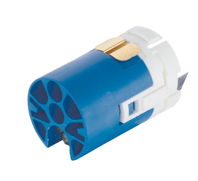 Blauer, zylindrischer Stecker mit weißen und goldenen Elementen, vermutlich ein elektrischer Anschluss oder Adapter.