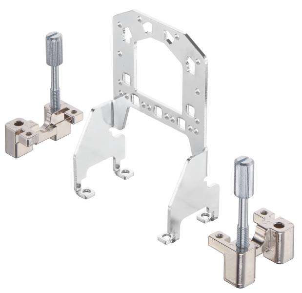 Metallmontagehalterungen und -clips für elektronische Bauteile, bestehend aus 3 Teilen mit Schrauben zur Befestigung.