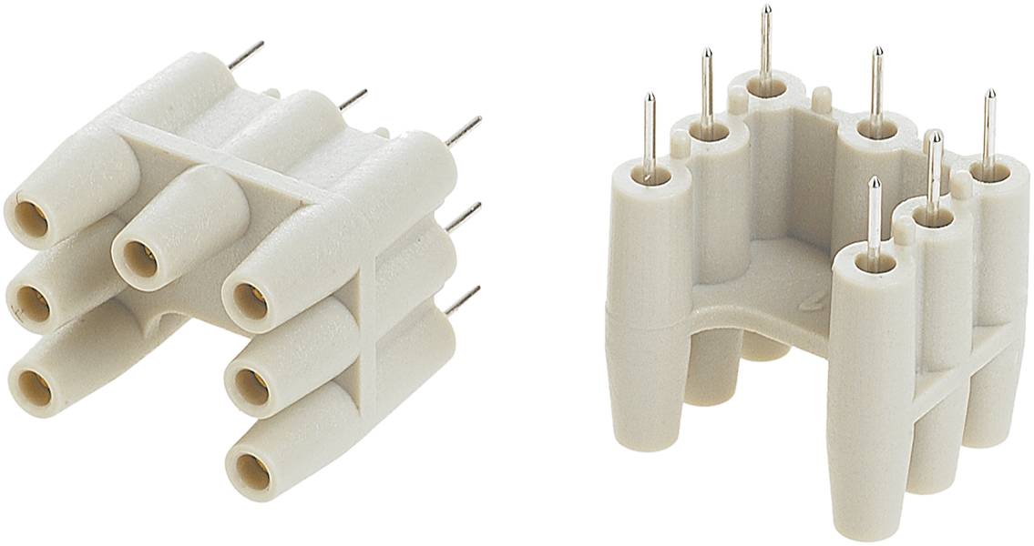 Zwei weiße elektrische Stecker mit mehreren Anschlüssen und Metallstiften, die für elektrische Verbindungen verwendet werden.