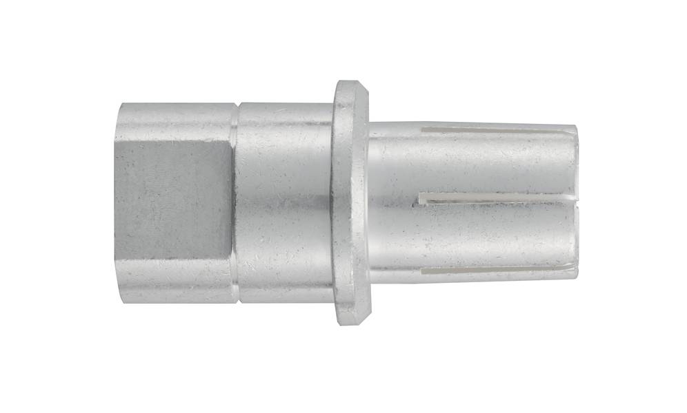 Ein silbernes, metallisches Verbindungsstück mit zylindrischer Form und abgesetztem Ring in der Mitte, vor einem weißen Hintergrund.