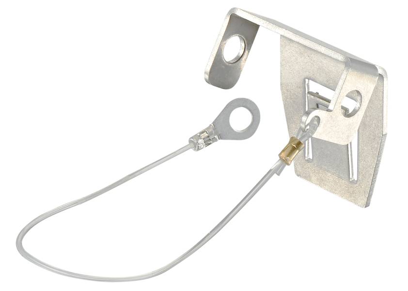 Eine Metallklemme mit angebrachter Öse und einem Sicherungskabel. Sie dient zur Befestigung oder Sicherung von Geräten oder Komponenten.