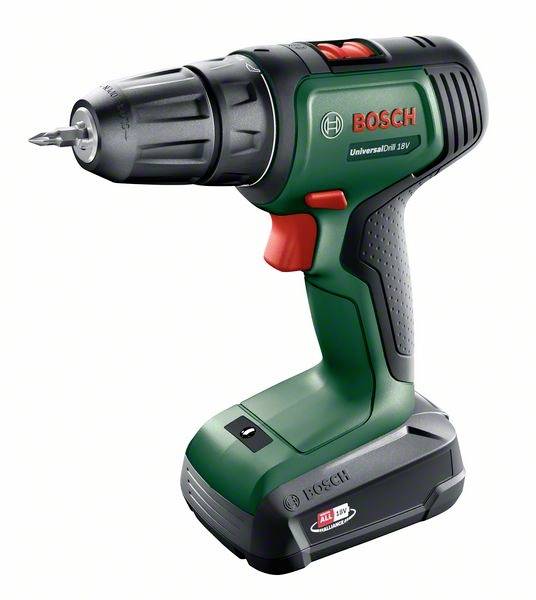 Ein grüner Akkuschrauber der Marke Bosch, Modell UniversalDrill 18V, mit schwarzem Griff und rotem Auslöser, steht aufrecht.