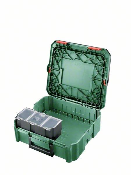 Ein offener, grüner Werkzeugkoffer mit einem kleineren, geschlossenen Etui im Inneren. Ideal zur Aufbewahrung von Werkzeug und Kleinteilen.