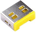 Ein gelb-silberner Sicherungsstecker, wahrscheinlich für elektronische Geräte, dargestellt in Nahaufnahme.