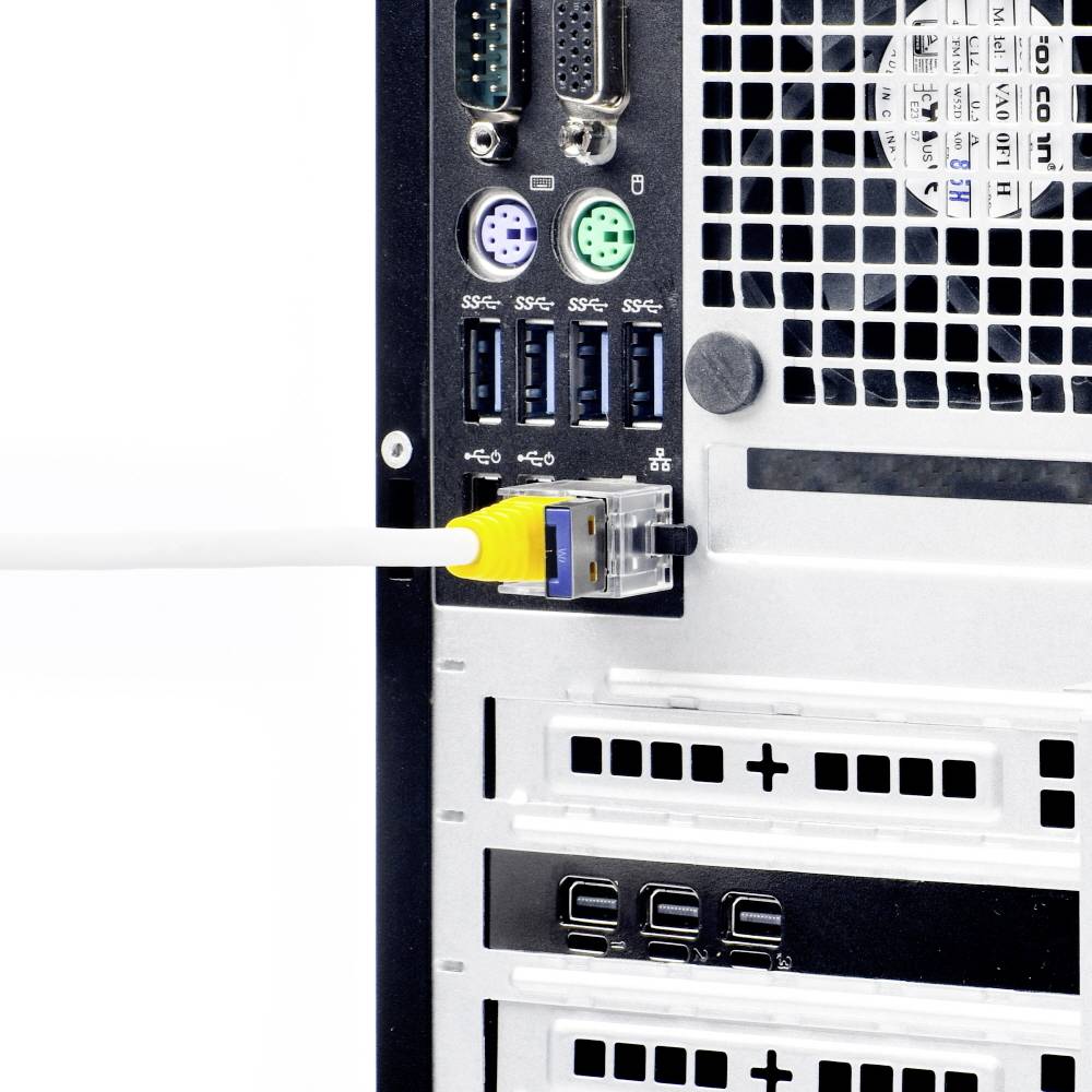 Rückseite eines Computers mit angeschlossenem gelbem Ethernet-Kabel. Oben verschiedene Anschlüsse und darunter Lüftungsgitter.